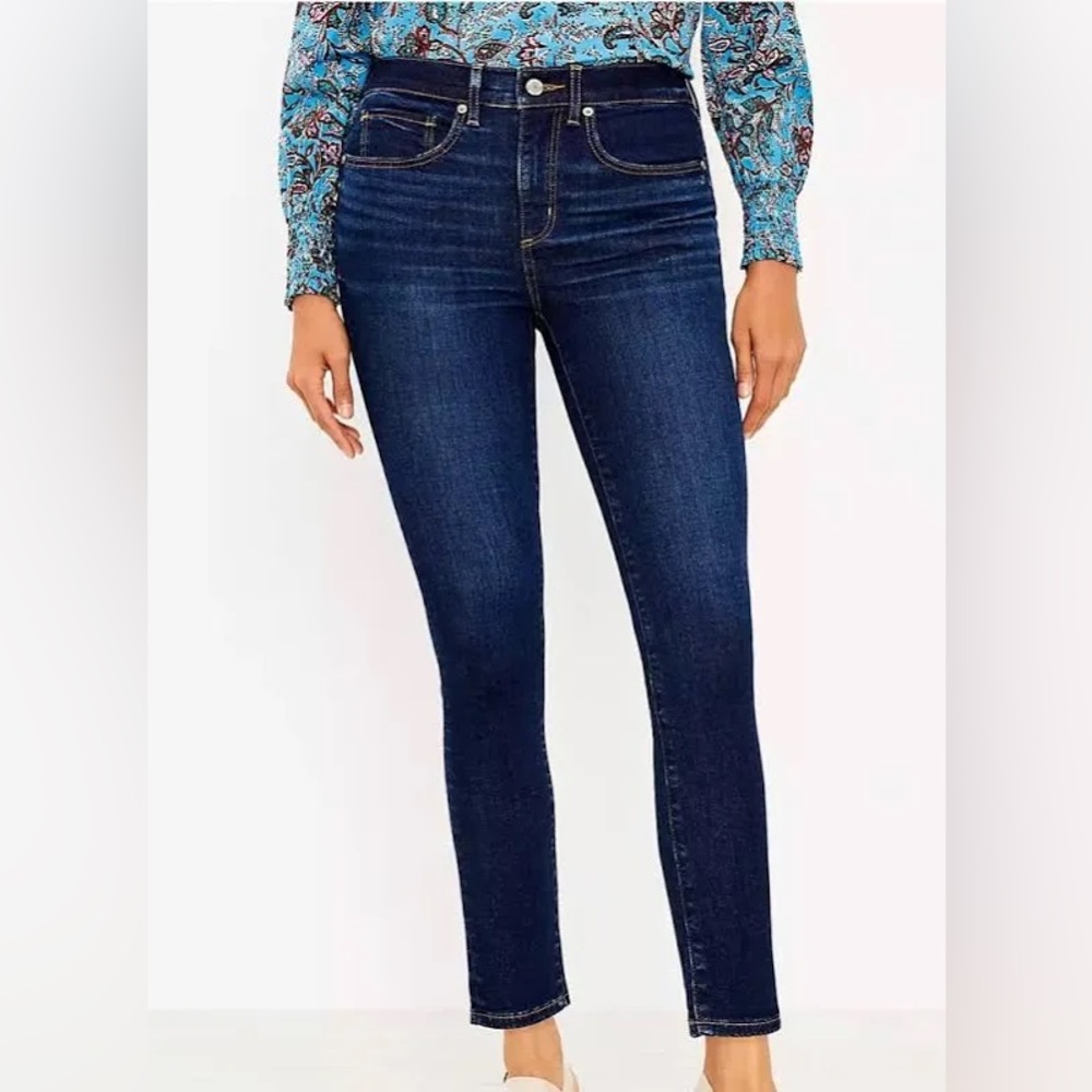 LOFT Curvy Skinny Jeans